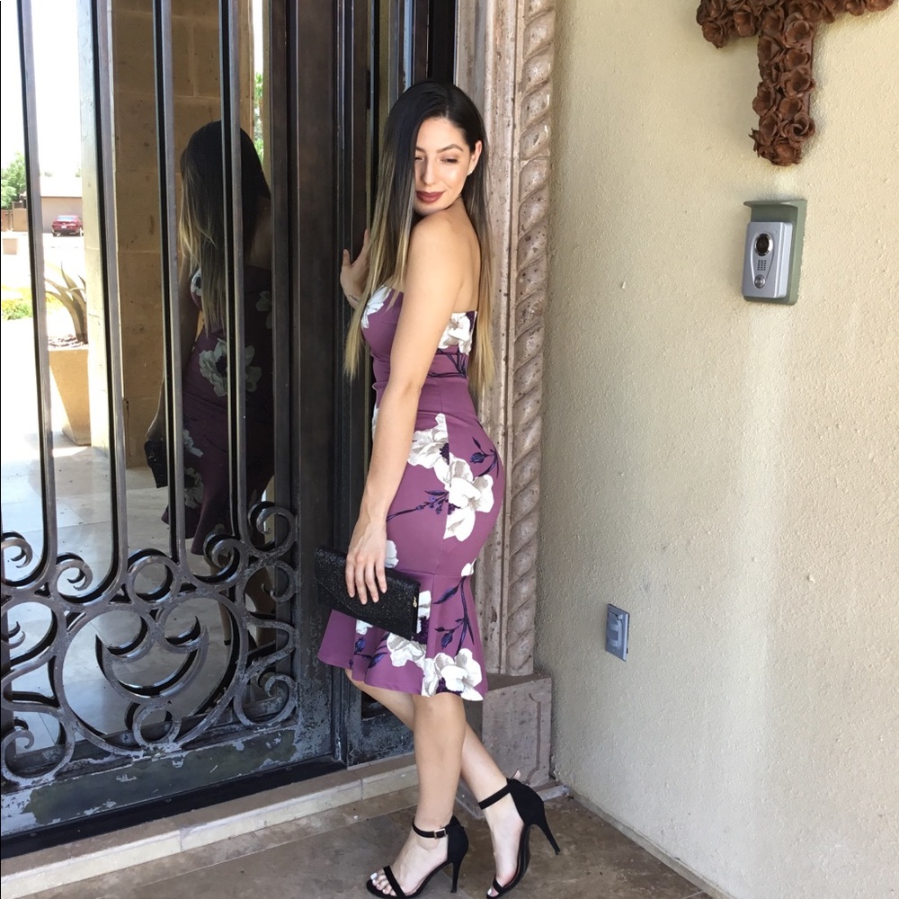 Strapless Dress~ Lilac~ Small Only-CLEARANCE - Picture 3 of 6